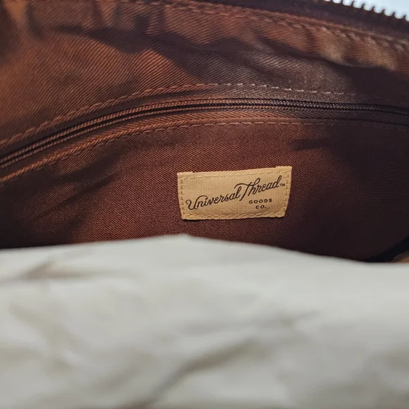 Universal Thread  Cognac Snake Tote NWT - Picture 3 of 7